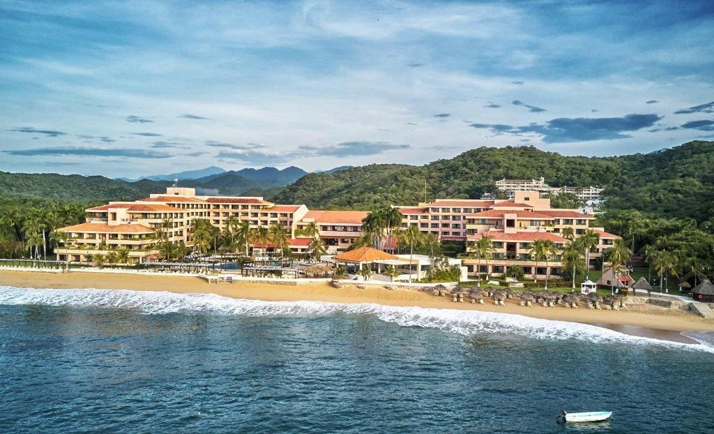 Barcelo Huatulco 1